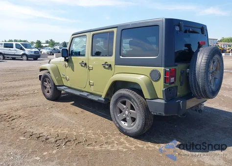 2013 Jeep Wrangler Unlimited Freedom Edition z USA, uszkodzony, nr VIN 1C4BJWDG2DL599679